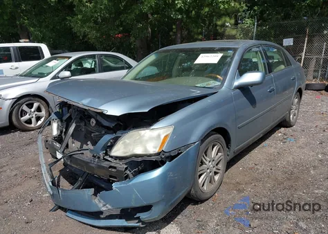 2007 Toyota Avalon Limited из США, поврежденный, VIN 4T1BK36B17U186546